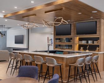 Staybridge Suites Port Elgin - Port Elgin - Bar