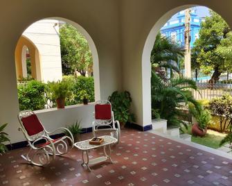 Yolandas B&B - La Habana - Patio