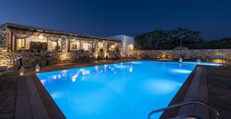 Parosland Hotel - Aliki - Piscina