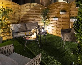 Hotel Nice Azur Riviera - ניס - פטיו