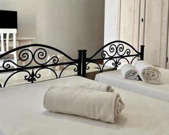 Città Dei Templi Guesthouse - Agrigento - Habitación