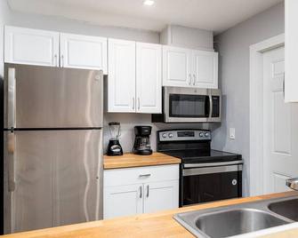 The Palms at Middle River Terrace 4 - Fort Lauderdale - Cuina