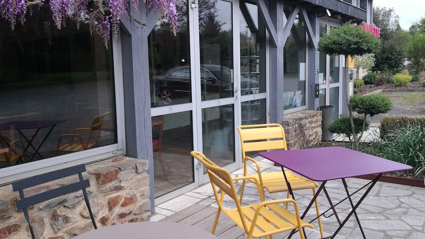 Logis Hôtel Lodge La Valette