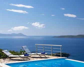 Dream View Villas - Sivota - Piscina
