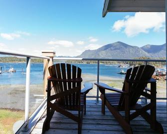 The Anchorage- The Perfect Waterfront Suite !!! - Tofino - Balkon
