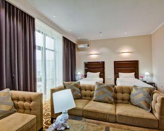 Garden Hotel - Bişkek - Yatak Odası