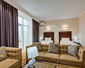 فندق غاردن - بيشكيك - غرفة نوم