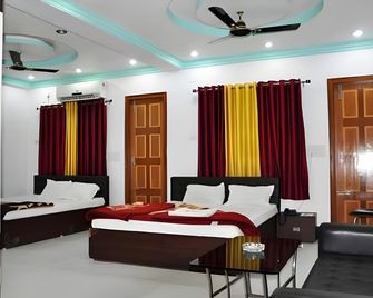Madhu Mamata Hotel - Tarapith - Habitación