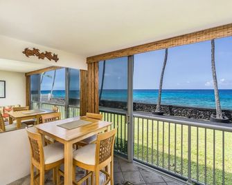 Magic Sands Condos - Kailua-Kona