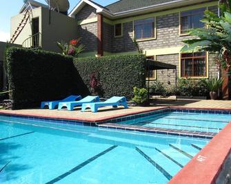 Korona Villa Bed & Breakfast - Arusha - Pool