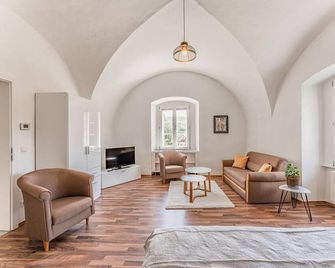 Modernes, Renoviertes Appartement mit 54qm - Gars am Kamp - Huiskamer