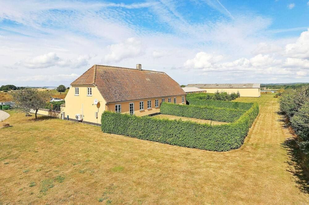 Spacious Holiday Home in Faaborg near Coast – Faaborg