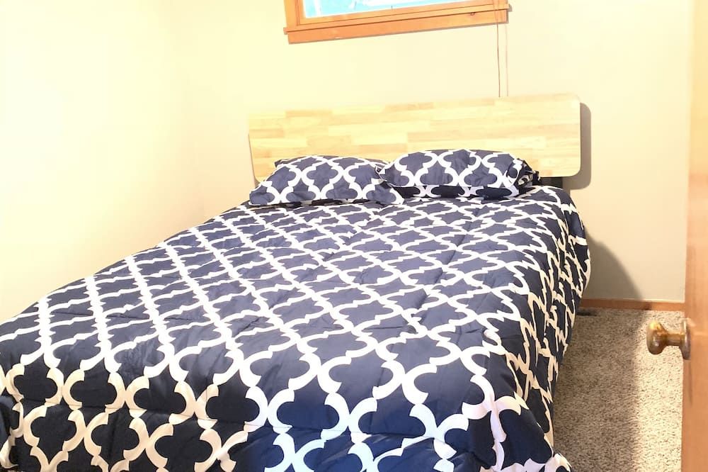 Houghton Hideaway with lake access and views - Prudenville - Habitación