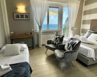Un Sogno Nel Golfo Dei Poeti - Lerici - Bedroom