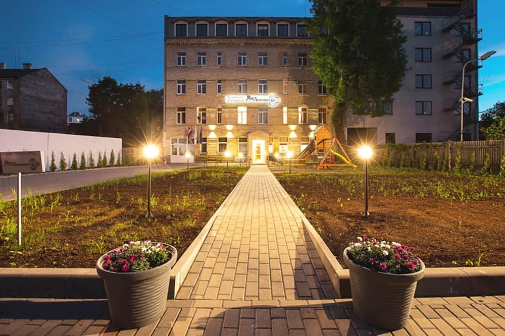 Rigaapartment Sonada Self-Service Aparthotel - Private Parking - Riga