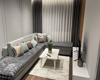 Comfort Inn Hotel - Kukës - Living room
