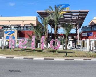 Bungalow With 2 Bedrooms And Roof Terrac - Orihuela - Building