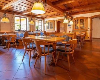 Gasthof Zur Alten Post - Regen - Εστιατόριο