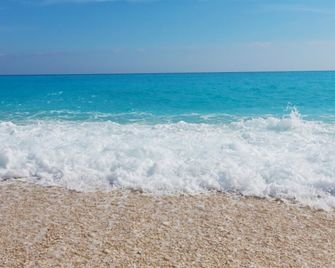 Pantai Indah Resort Hotel Barat - Pangandaran - Strand