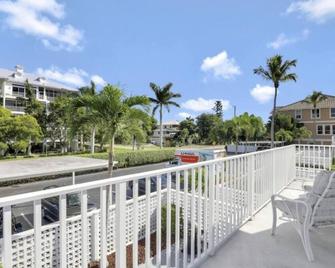 Amazing Olde Marco Condo, Sunsets & Dolphins - Marco Island - Balcon