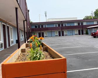 Red Carpet Inn - Blacksburg - Blacksburg - Edificio