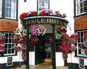 The Bugle Hotel - Fareham - Outdoors view