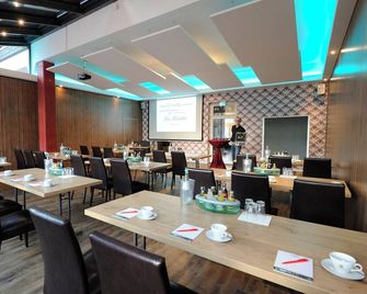 Hotel zur Heideblüte - Hambühren - Restaurante