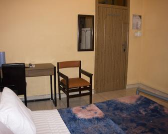 Jesiwa B's Little Palace - Accra - Bedroom