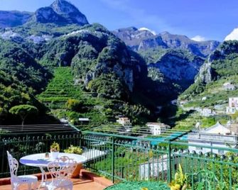 La Valle Delle Ferriere - Amalfi - Balcony