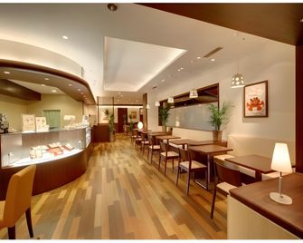 Ako Royal Hotel - Ako - Ресторан