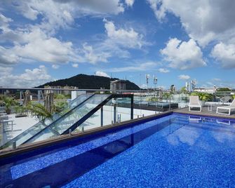 La Cuadra By Wynwood House - Panama City - Havuz