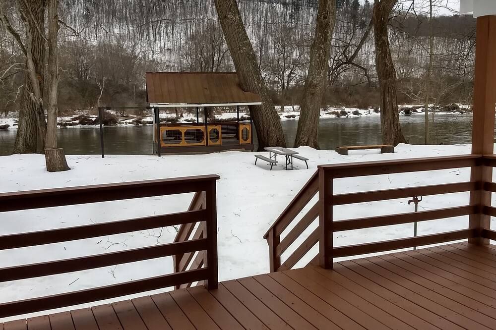 Dunns Eddy Riverfront