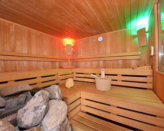 休伯特胡斯蘭德豪斯飯店 - 巴特欣德朗 - Spa