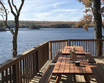 Waterfront, Family Retreat up to 12, Acadia National Park, Coastal Maine, Camp - Ellsworth - Balcony