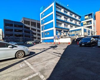 Hotel Areaone Oita - Ōita - Parkplatz