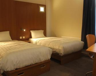 Corona Hotel Rotherham Sheffield Meadowhall - Rotherham - Bedroom