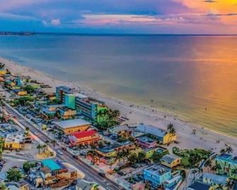 Escape With Everything in your Favor - Fort Myers - Praia