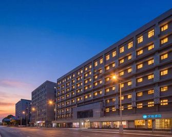 Hanting Hotel (Shijiazhuang The Mixc Xinbai Square) - Shijiazhuang - Building