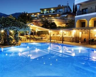 Miramare Hotel Eretria - Erétria - Pool