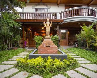 Hima Boutique - Siem Reap