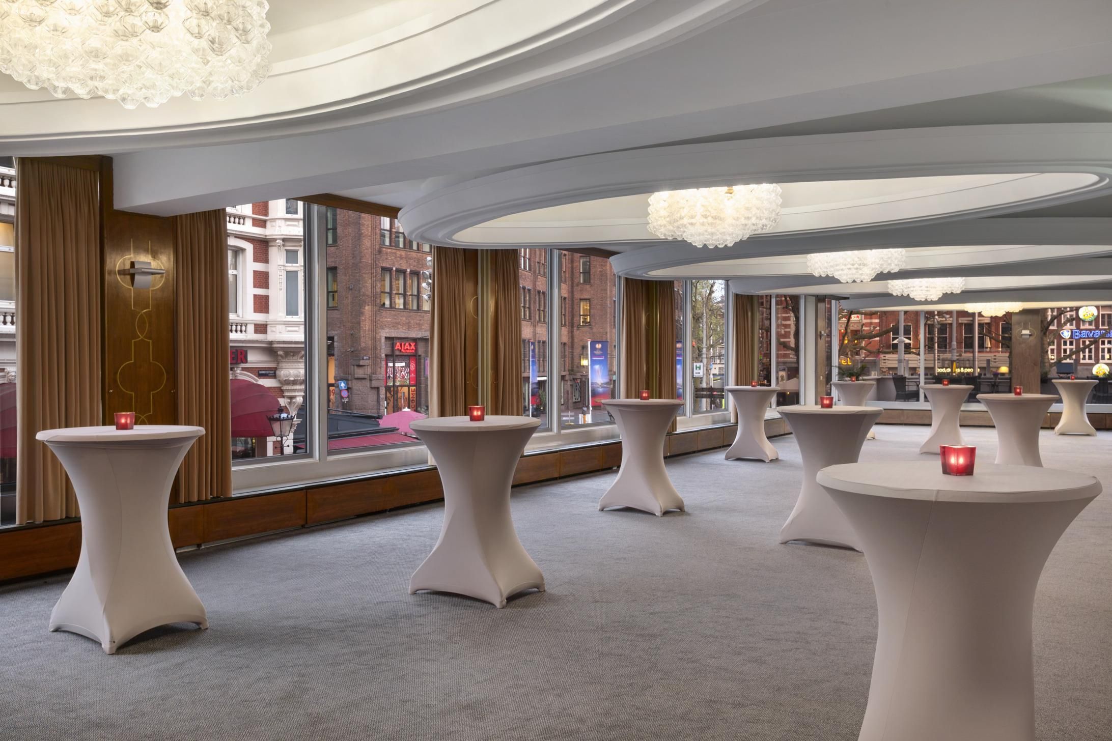 إن إتش أمستردام كارانزا