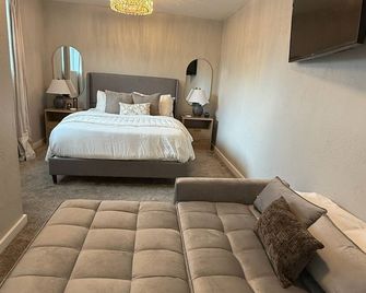 Historic Main Street Apartment B in Panguitch Utah - Panguitch - Chambre