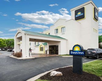 Days Inn by Wyndham Blue Springs - Blue Springs - Edificio