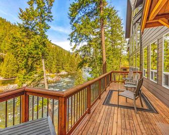 White Water Lodge - Leavenworth - Balcón