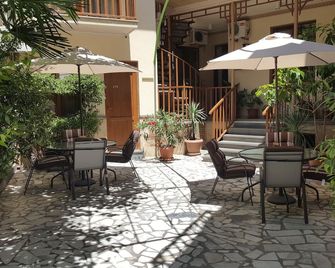 hotel Danisimo Garden - ทบิลิซี - ลาน