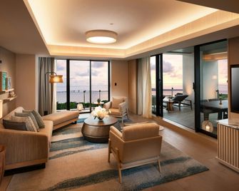 Hilton Okinawa Miyako Island Resort - מיאקוג'ימה - סלון