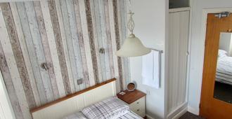 Westward Bed & Breakfast - Newquay - Bedroom