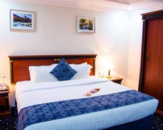 جبيل ان - الجبيل - غرفة نوم