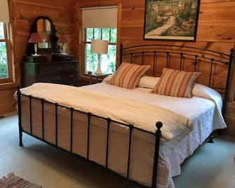 Beautiful 4-Season Rental Directly On Twin Lakes - Salisbury - Dormitor