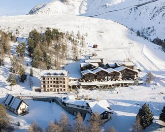 Riffelalp Resort 2222m Ski-in & Ski-out - Zermatt - Edificio